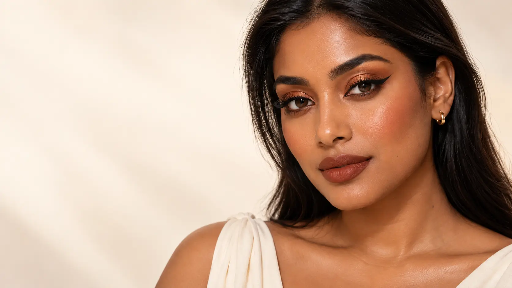 Makeup looks for brown skin tones.